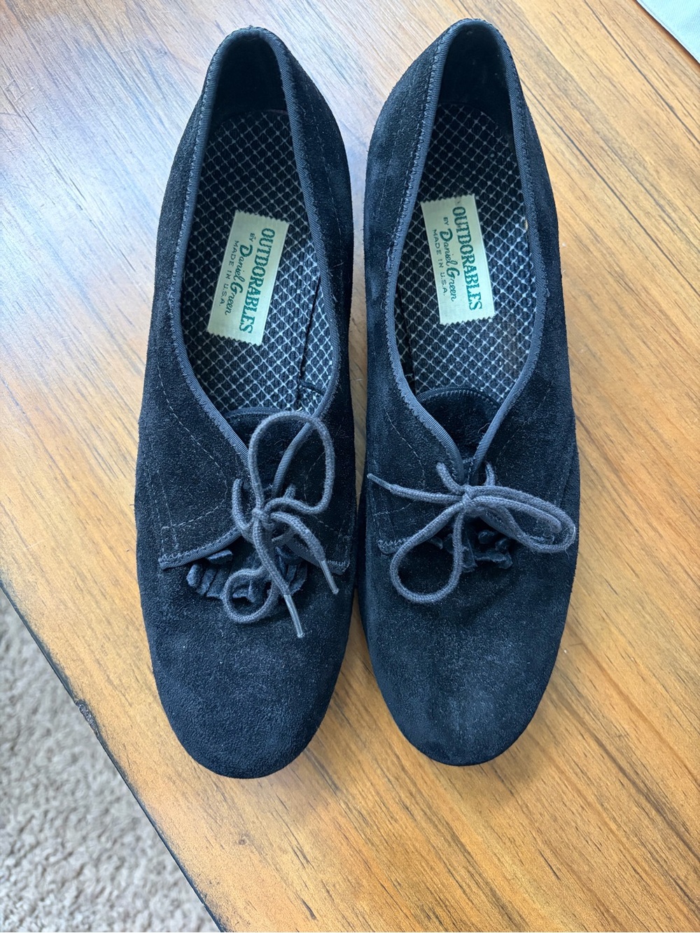 Vintage Outdoorables Black Suede Women's Low Heel Lace-Up Pumps Size 8.5